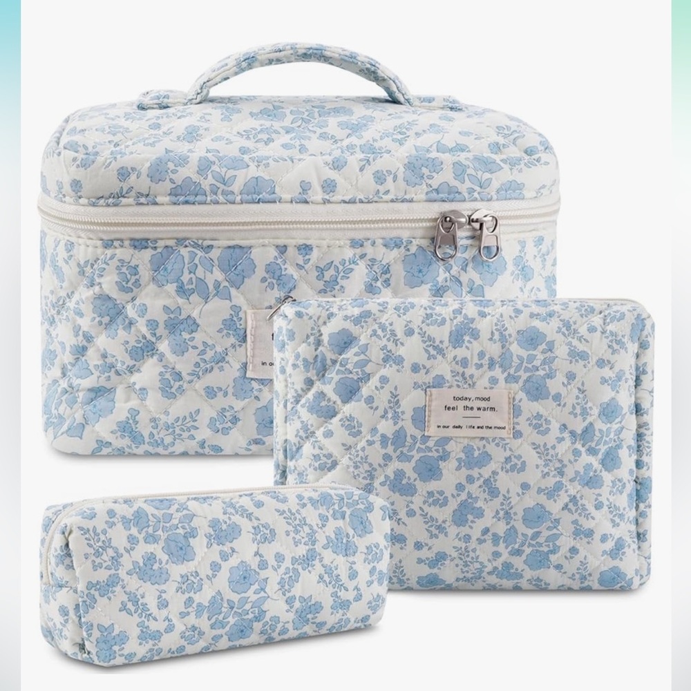 NWT Blue Floral Makeup Bag set - 3